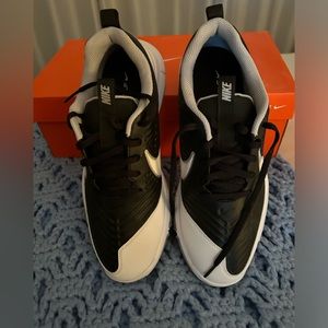 Nike Golf Explorer 2 Black & White Mens New Golf Shoes size 8.5